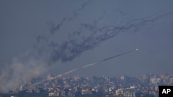 Confruntarea dintre Israel și Hamas a fost reluată după ce Tel Avivul a anunțat că cealaltă parte ar fi încălcat termenii armistițiului. 