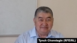 Тынчтыкбек Чоротегин.