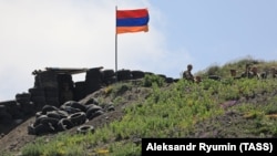 ՀՀ ԶՈՒ մարտական հենակետ Ադրբեջանի հետ սահմանին, արխիվ