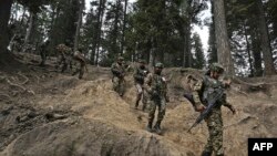 عملیات جستجوی سربازان هندی، یک روز پس از حمله در پهلگام که منجر به کشته شدن ۲۶ غیرنظامی شد