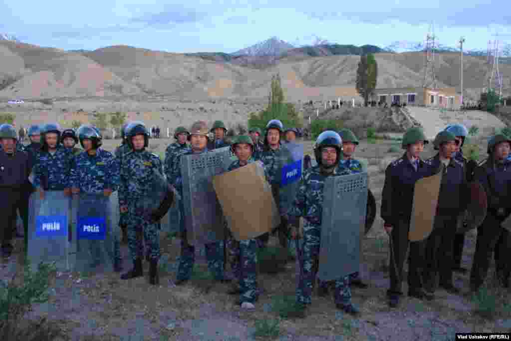 Kyrgyz police with riot gear at the protest