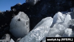 Кумтөр кениндеги муз