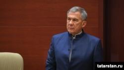 Рөстәм Миңнеханов.