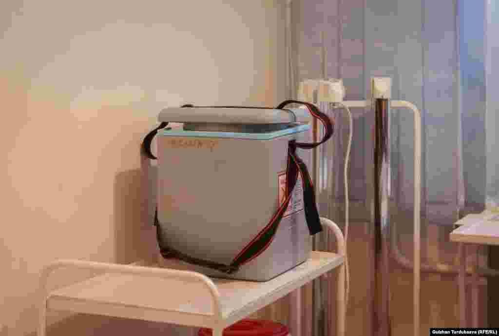 Вакцина сакталган кутуча.&nbsp;