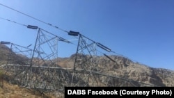 د برېښنا یوه نړول شوې ستنه