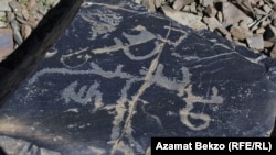 Бул аймактагы тарыхий эстеликтер жөнүндө «Мурдаш башы эстеликтери» деп айтылып келген.