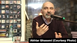 عکس از اختر قاسمی