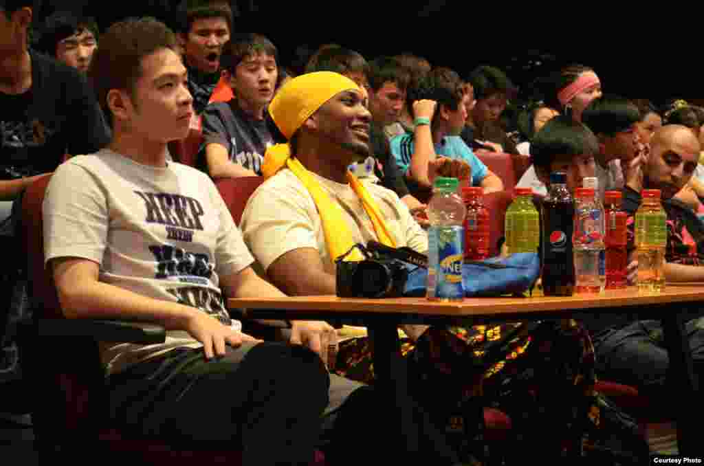 Судьи международного фестиваля "Я - танцор": Hozin, Legend, Salah (крайний справа)