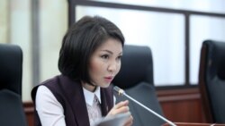 Эльвира Сурабалдиева.