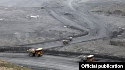 Кумтөр алтын кени