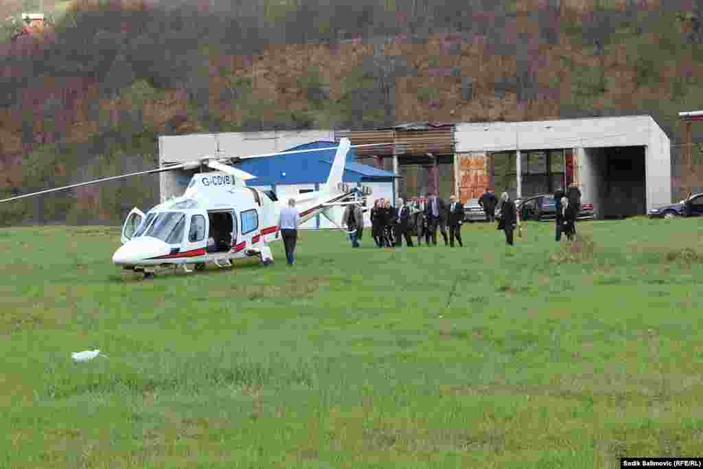 Bosnia-Herzegovina - BritishForeign Secretary William Hague MP and the Special Envoy of the UN High Commissioner for Refugees Angelina Jolie, Srebrenica, 28Mar2014