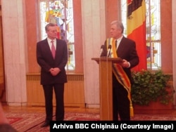 Transfer de putere de la Petru Lucinschi la Vladimir Voronin, 7 aprilie 2001