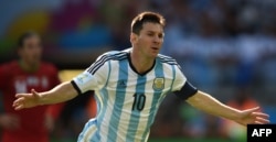 Lionel Messi Argentina millisinin formasında