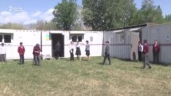 Контейнерде кагылган коңгуроо