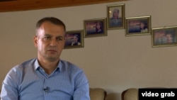 Bekim Gashi, i mbijetuar i masakrës në fshatin Tërnje të Suharekës.