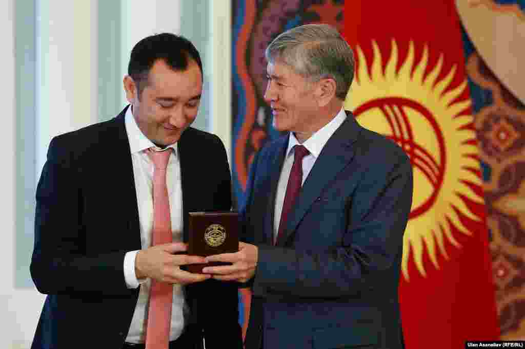 Муззафар Исаков. Во время событий активно помогал жителям одной из самых горячих точек в селе Таш-Булак. Позже был избран главой айыл окмоту. &nbsp;