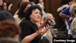 ქეთი დანელიას, ირაკლი ქერაშვილის ცოლის, რეაქცია სასამართლო სხდომაზე