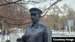 Памятник Сталину в Вологде