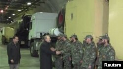 خبرگزاری‌های ایران گزارش داده‌اند که علی لاریجانی از دومین شهر موشکی سپاه بازدید کرده است.