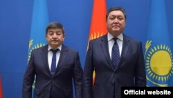 Акылбек Жапаров менен Аскар Мамин. 8-декабрь, 2021-жыл. Нур-Султан шаары. 