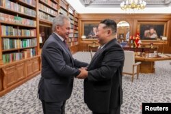 Сергей Шойгу и Ким Чен Ын