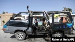 یک موتر ترانسپورت شهری روز پنجشنبه ۱۳ جوزا در مربوطات حوزه ششم امنیتی هدف انفجار ماین قرار گرفت که حدود چهار تن در آن کشته شدند