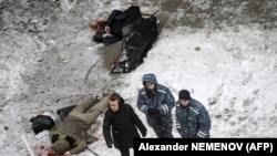 Генерал-лейтенант Игорь Кириллов Москвадагы үйүнүн жанында электр скутердеин жарылуусунан каза болгон.