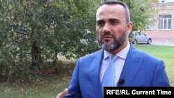 Иззат Амон. Акс аз бойгонӣ