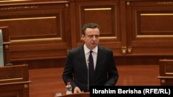 Албин Курти се обраќа во косовскиот Парламент 