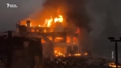 Калифорниядагы өрт: Кеминде 10 киши набыт болуп, 10 миң имарат күйүп кетти 