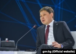 Сапар Исаков.