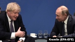 Premierul Marii Britanii va discuta, miercuri, telefonic, cu Vladimir Putin. Boris Johnson spune că Londra nu va ezita să sprijine Ucraina. (Imagine din 2020)