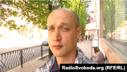 «Якщо я поїду в Україну отримувати паспорт, то отримаю я його через 15 років»