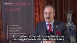 Engel dhe Nash flasin për programin Sfidat e Mijëvjeçarit