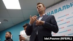 Навальный Казанда журналистлар белән очраша, 5 март 2017