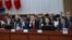 Члены правительства в Жогорку Кенеше.