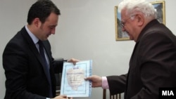 Средба на претставници на Сојузот на здруженијата на пензионери и министерот за труд и социјална политика Спиро Ристовски.