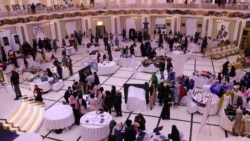 دختران روبات‌ساز افغان، در نمایشگاه "تکنالوژی و کار آفرینی" در ولایت هرات