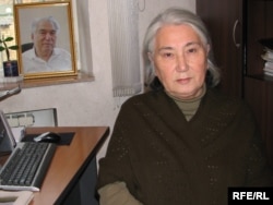 Kyrgyzstan -- Roza Aitmatova - The little sister of writer Chingiz Aitmatov, 12dec08