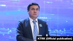 Каныбек Иманалиев.