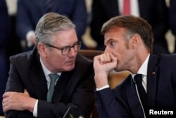 Președintele francez Emmanuel Macron și prim-ministrul britanic Keir Starmer, Casa Albă, 18 august 2025.