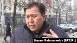 Азис Абакиров.