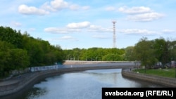 Рака Сьвіслач у раёне былога выставачнага комплексу «БелЭкспа»