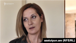 Անուշ Բեղլոյան