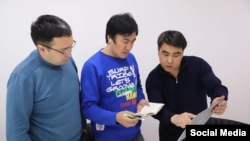 Слева направо: Эльдар Абакиров, Сейтек Качкынбай и Жанарбек Акаев. 