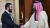 Sundimtari i ri sirian, Ahmed al-Sharaa dhe Princi saudit i Kurorës,  Mohammed bin Salman. Riad, 2 shkurt 2025. 