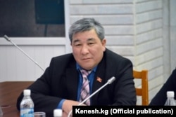 Рыскелди Момбеков.