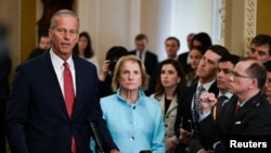 Выступае лідэр Рэспубліканскай большасьці Сэнту Джон Тун. Архіўнае фота