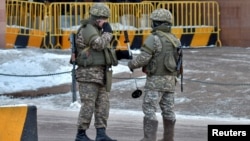 Președintele Kazahstanului afirmă că, în mare parte, ordinea a fost reinstaurată în țară și că „teroriștii” vor fi anihilați în totalitate.