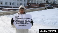 Лилия Хөсәенова